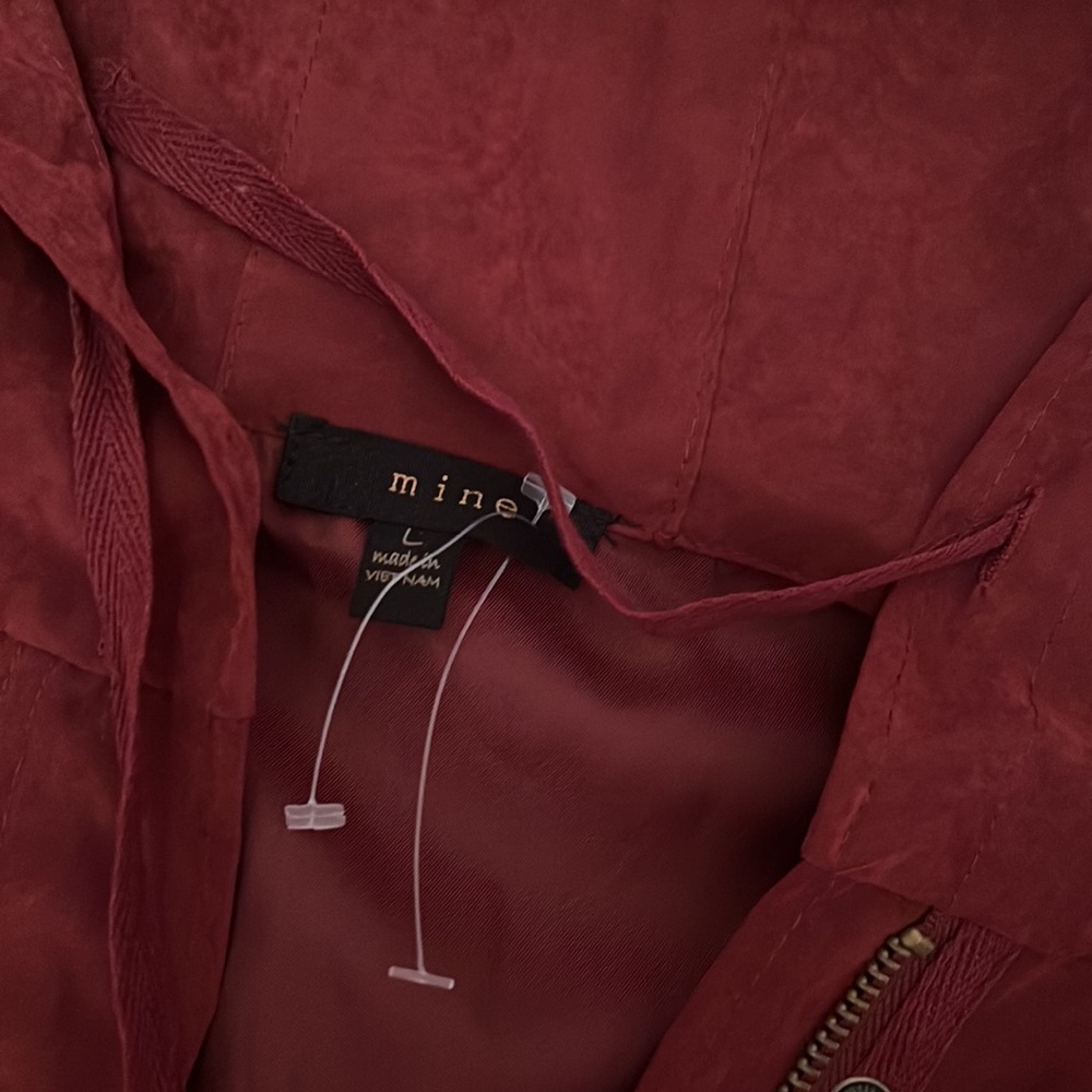 Maroon jacket - Picture 3 of 4